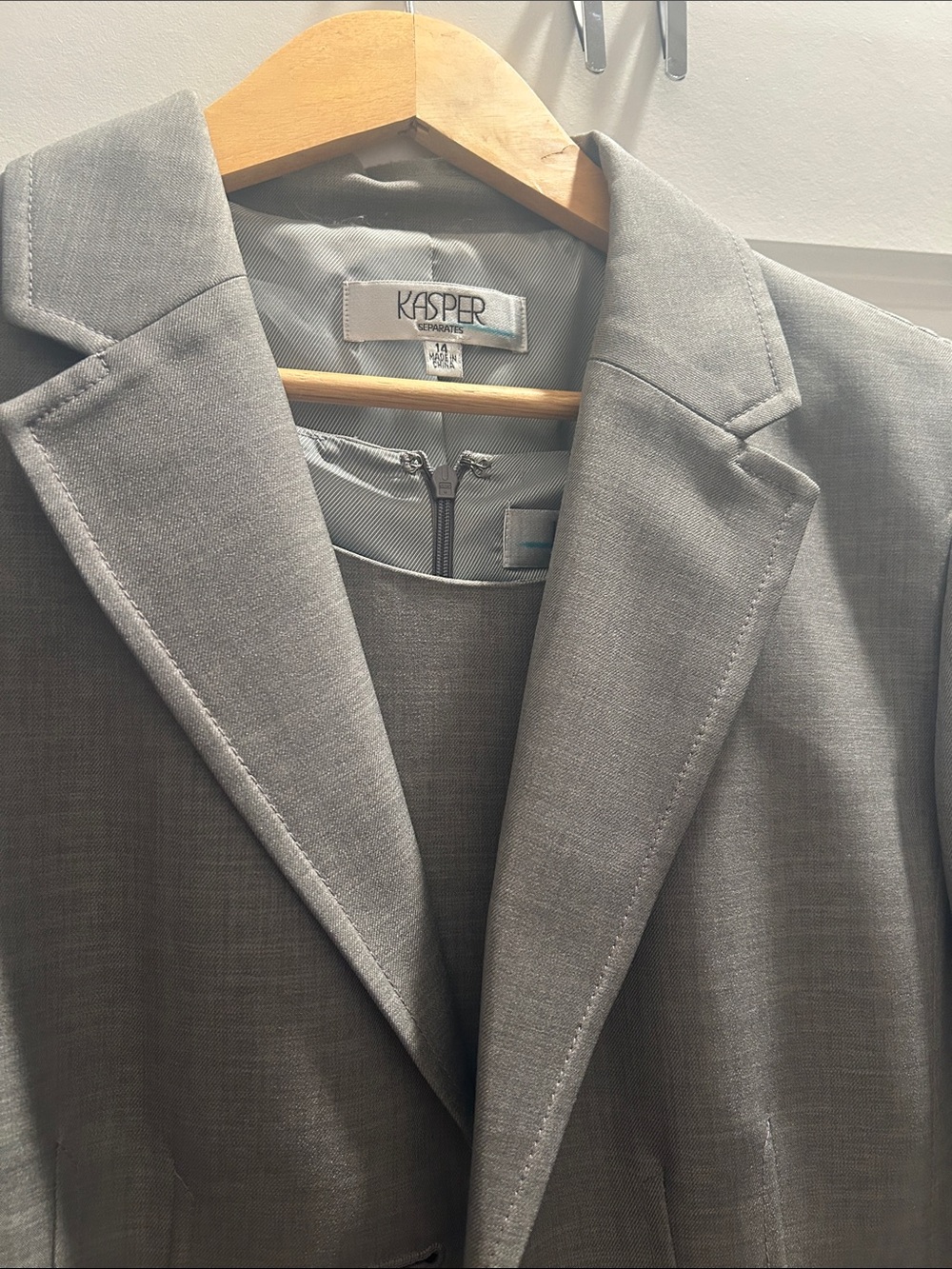 Kasper Light Gray Women's Blazer with Notch Lapel